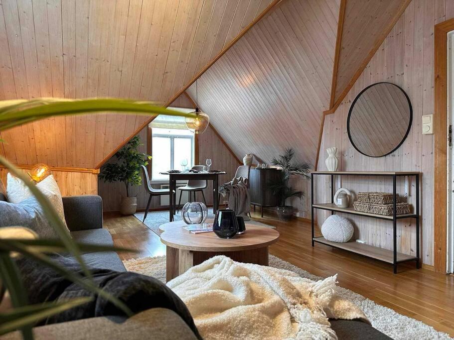 Cozy Central Loft Apartment With Amazing View Τρόμσο Εξωτερικό φωτογραφία