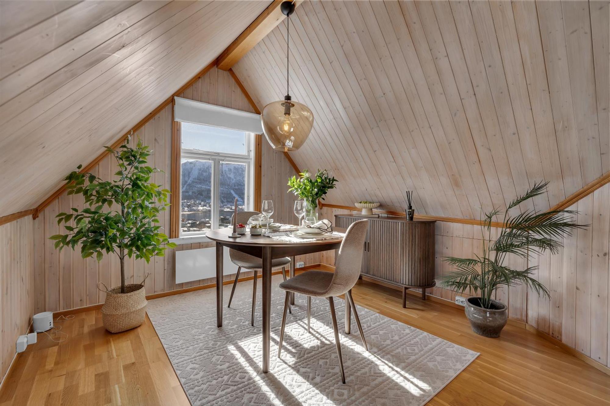 Cozy Central Loft Apartment With Amazing View Τρόμσο Εξωτερικό φωτογραφία